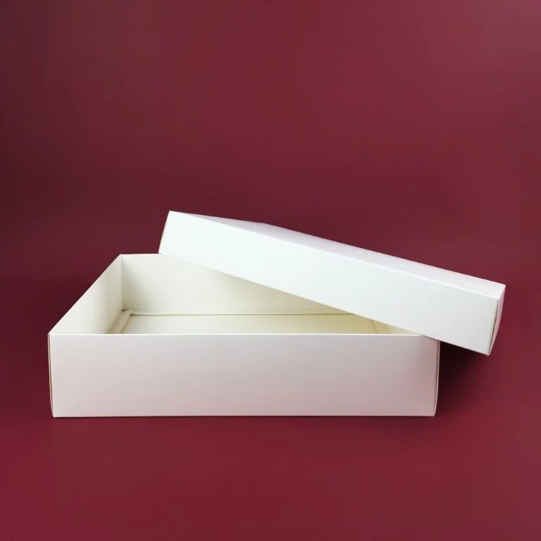 Foodboard/Cardboard Boxes – 35W x 25L x 7.6H cm – 25pcs Set — Foodboard/Cardboard Boxes – 35W x 25L x 7.6H cm – 25pcs Set — ready-made or custom-branded with your logo, delivered across Dubai & the UAE.