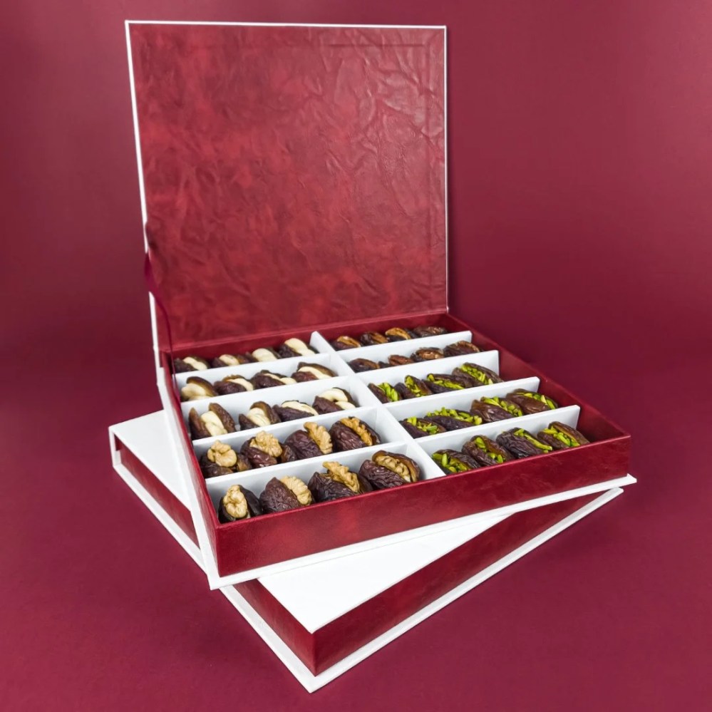 Luxurious VVIP PU leather box – With Majdool Filled Dates or Empty Box — Luxurious VVIP PU leather box – With Majdool Filled Dates or Empty Box — ready-made or custom-branded with your logo, delivered across Dubai & the UAE.
